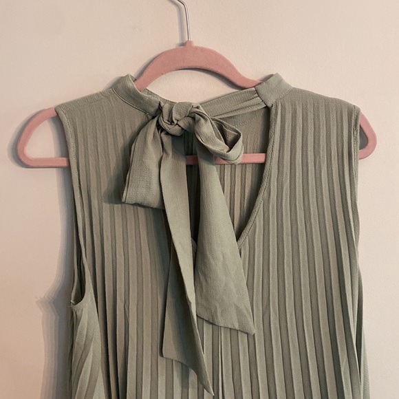 ⭐️2/$10 - Maxi dress - Picture 4 of 5